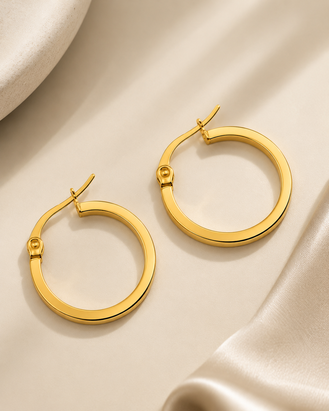Luna Hoop Earrings