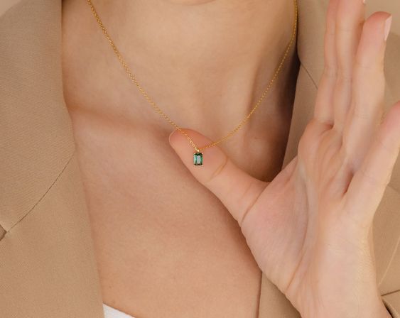 Emerald Glow Pendant